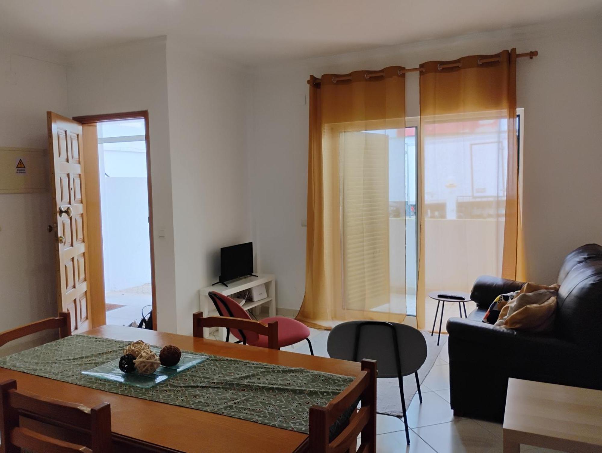 Apartamentos Monica Quarteira Rum bild