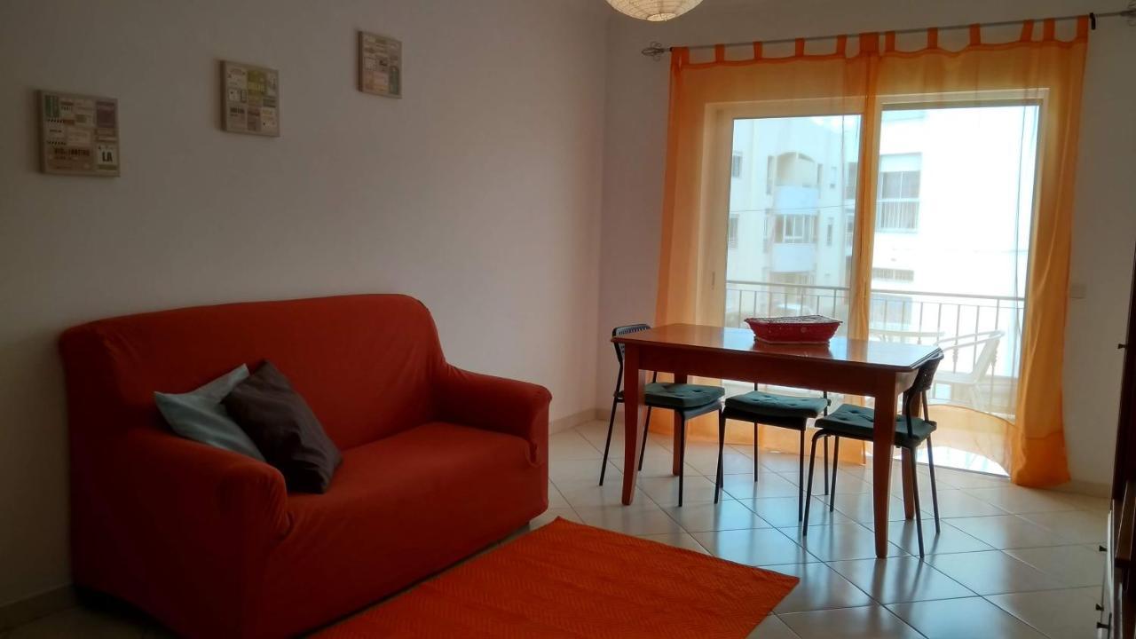 Apartamentos Monica Quarteira Exteriör bild