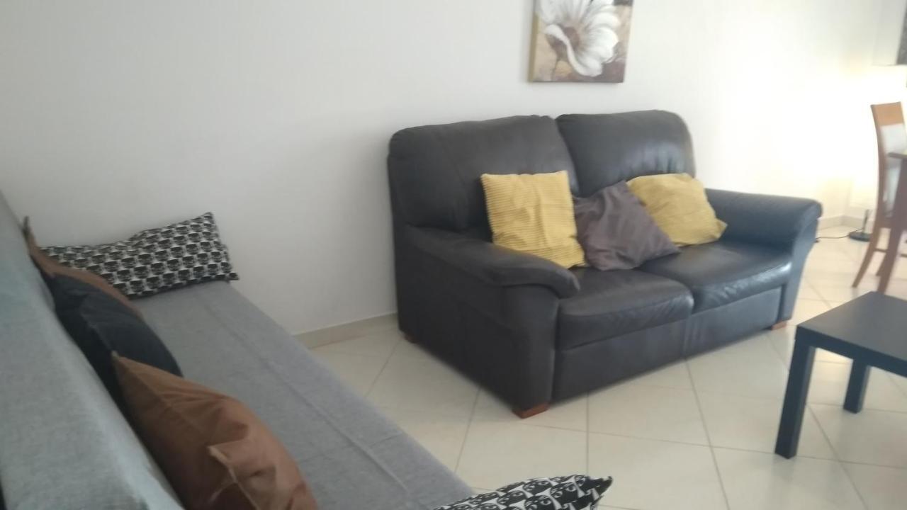 Apartamentos Monica Quarteira Exteriör bild